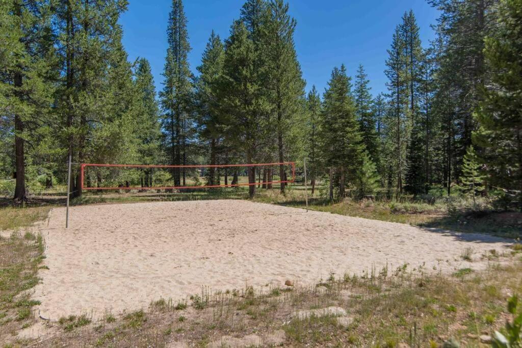 3Br Tahoe Donner Cabin With Hoa Perks Like Pools Hot-Tub Minutes To Trails Lake Golf Truckee Exteriör bild