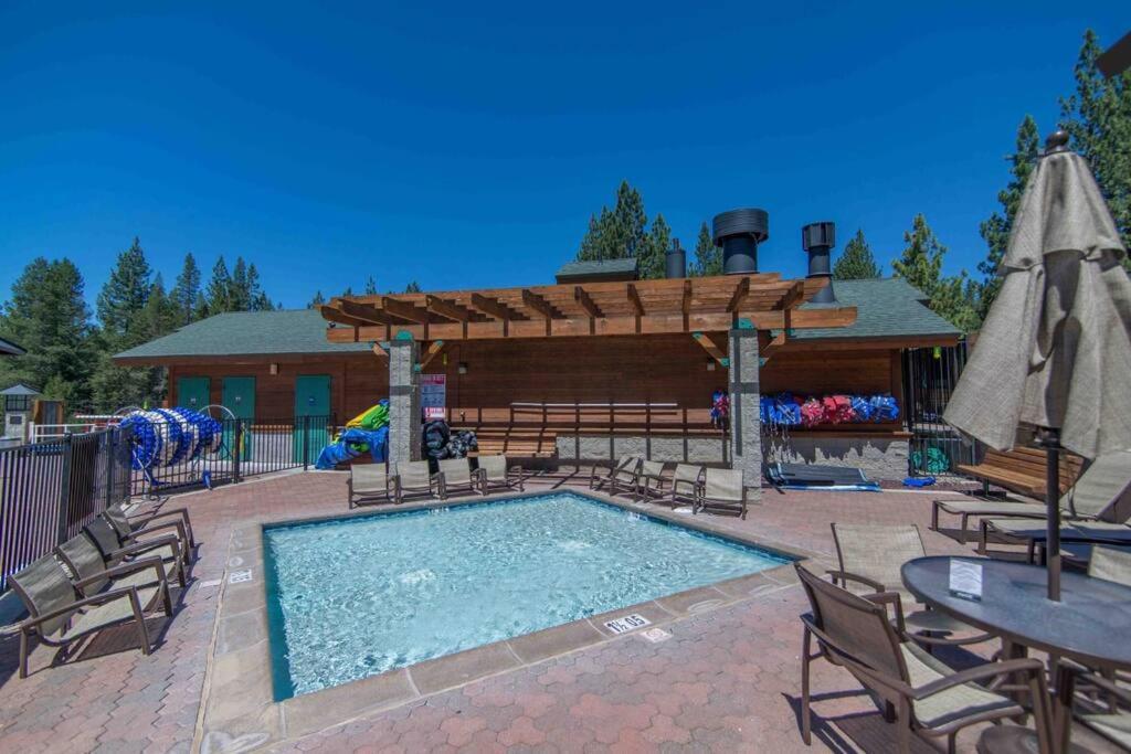 3Br Tahoe Donner Cabin With Hoa Perks Like Pools Hot-Tub Minutes To Trails Lake Golf Truckee Exteriör bild